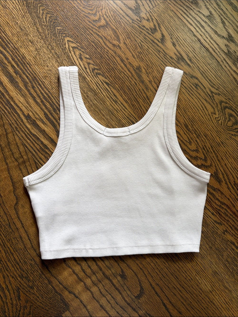Forever 21 White Ribbed Crop Tank with Racing Car Graphic - Picture 3 of 4